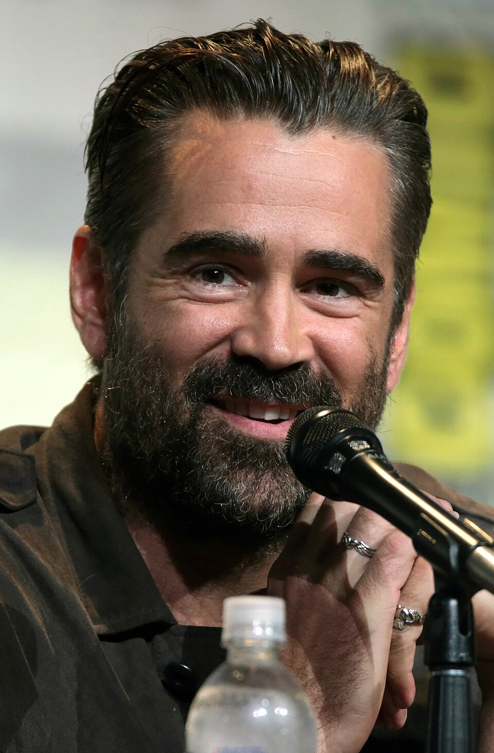 Colin Farrell, odtwórca głównej roli Oza Cobba w serialu Pingwin, na Comic-Con w San Diego w 2016 roku