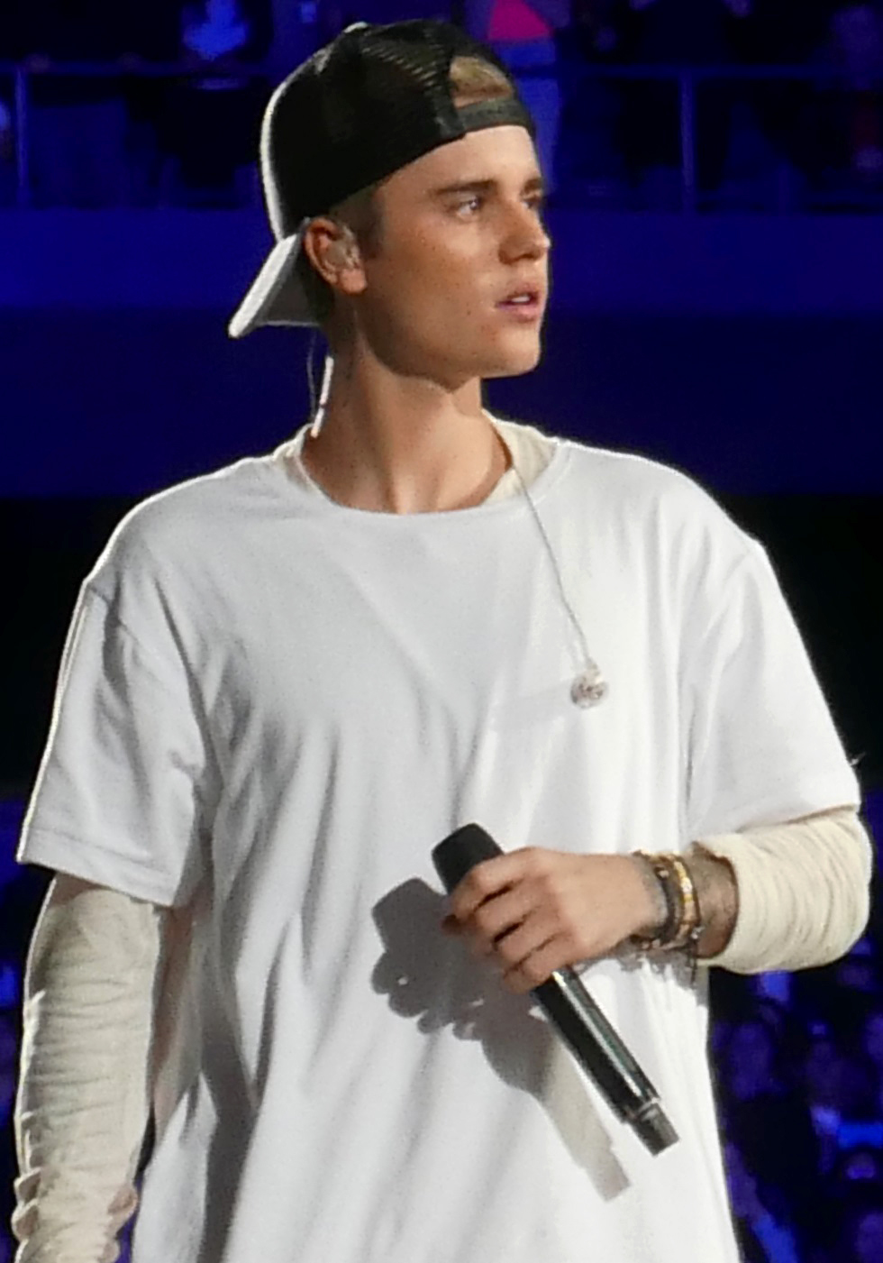 Justin Bieber podczas spotkania z fanami w 2015 roku. Zdjęcie ilustracyjne do historii albumu Purpose.