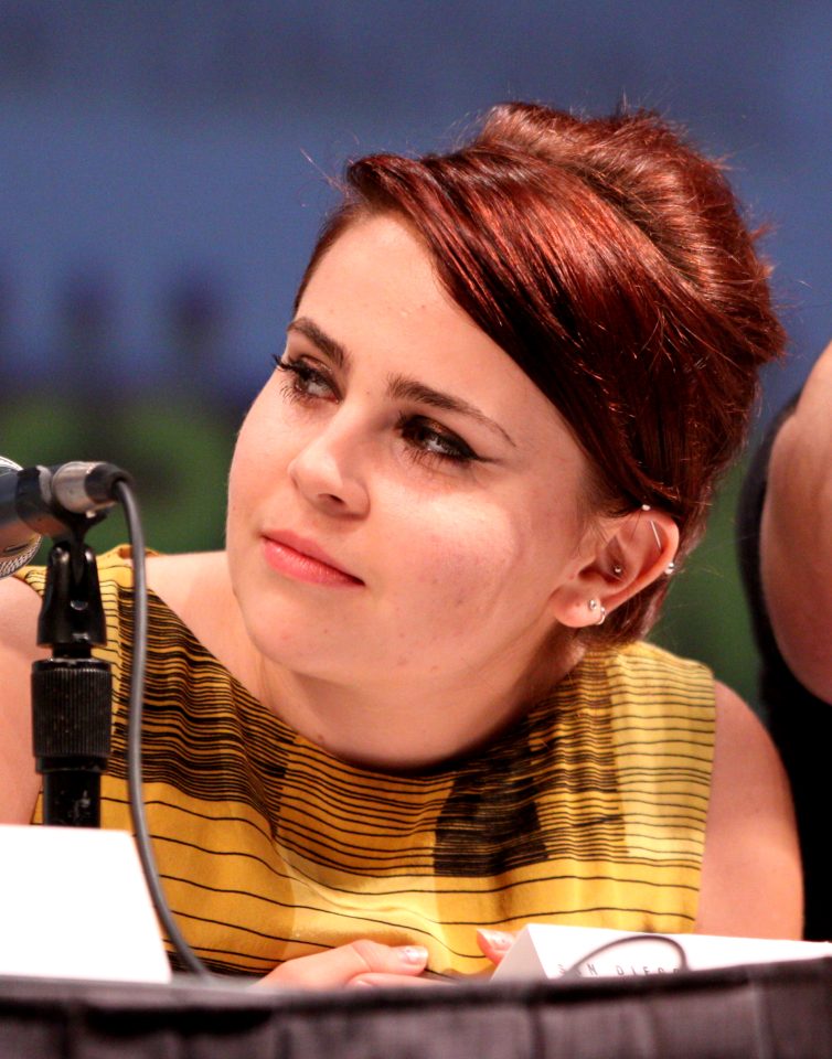 Mae Whitman