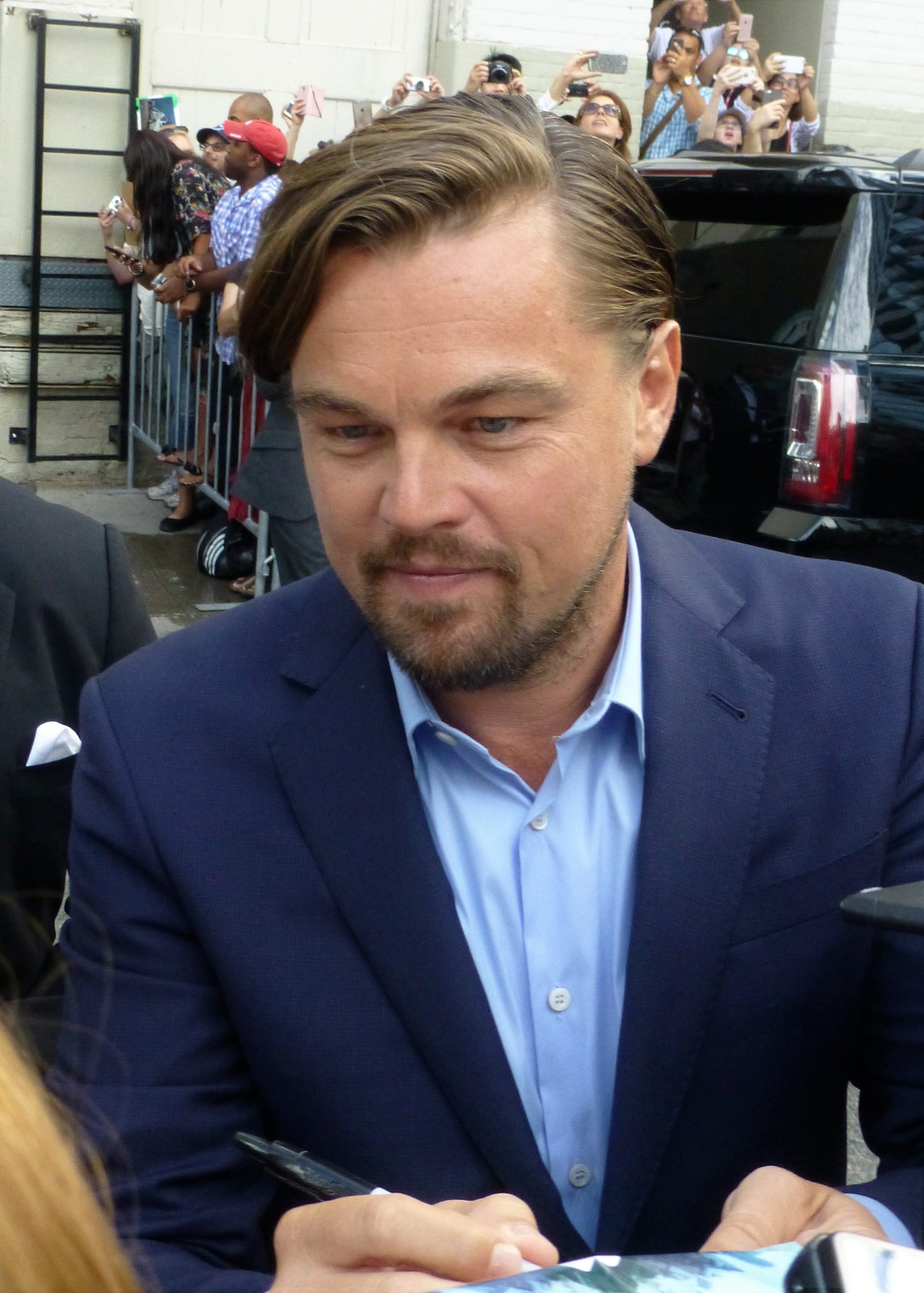 Leonardo DiCaprio podczas festiwalu filmowego w Toronto w 2016 roku, fotografia ilustracyjna do historii rekvizytu z Titanica.