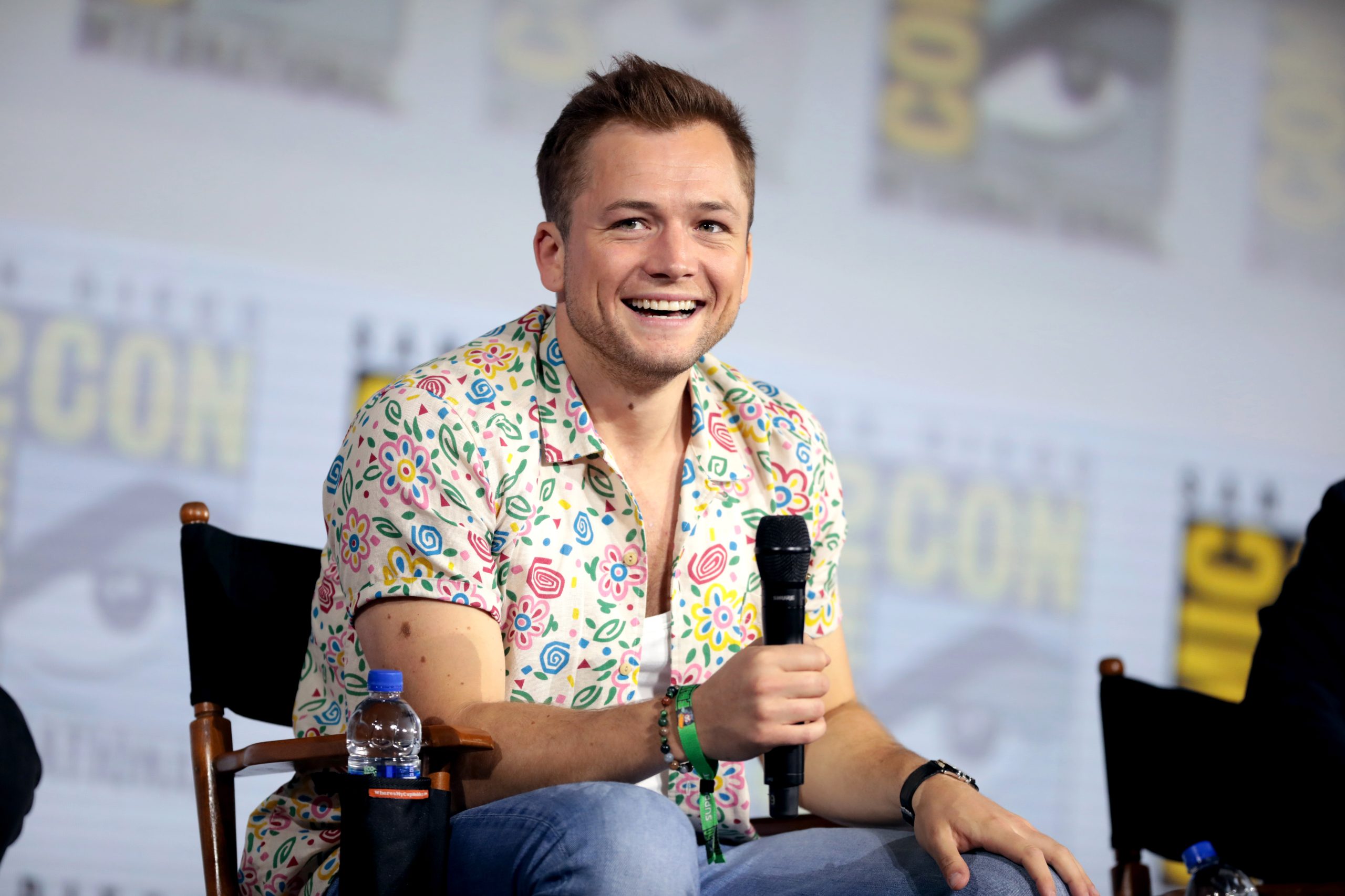 Taron Egerton na Comic-Con w San Diego w lipcu 2019 roku, w roku premiery Rocketmana